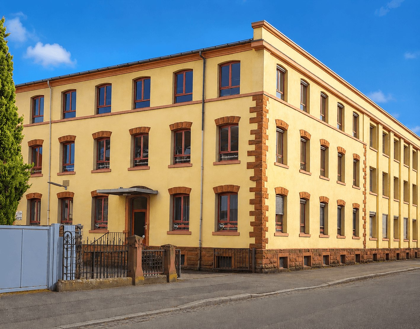 Hansa Hallen — historisches Industriegebäude in Lahr